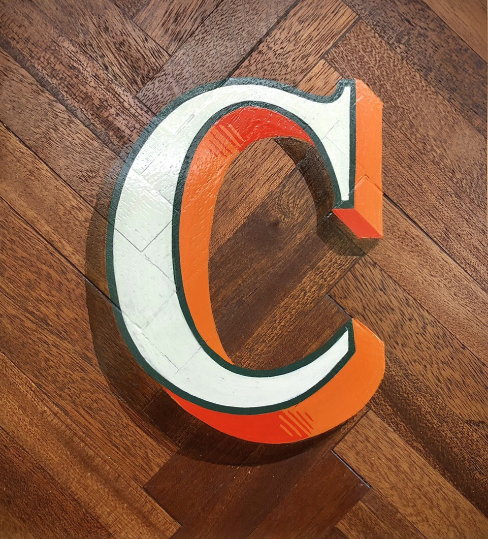 Classic hand-painted lettering –'C'